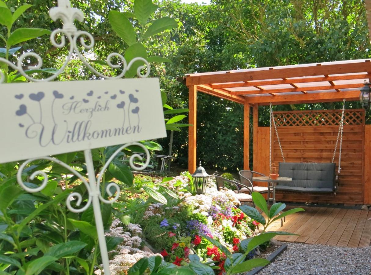 Buelows Kleines Ferienhaus Thiessow Εξωτερικό φωτογραφία